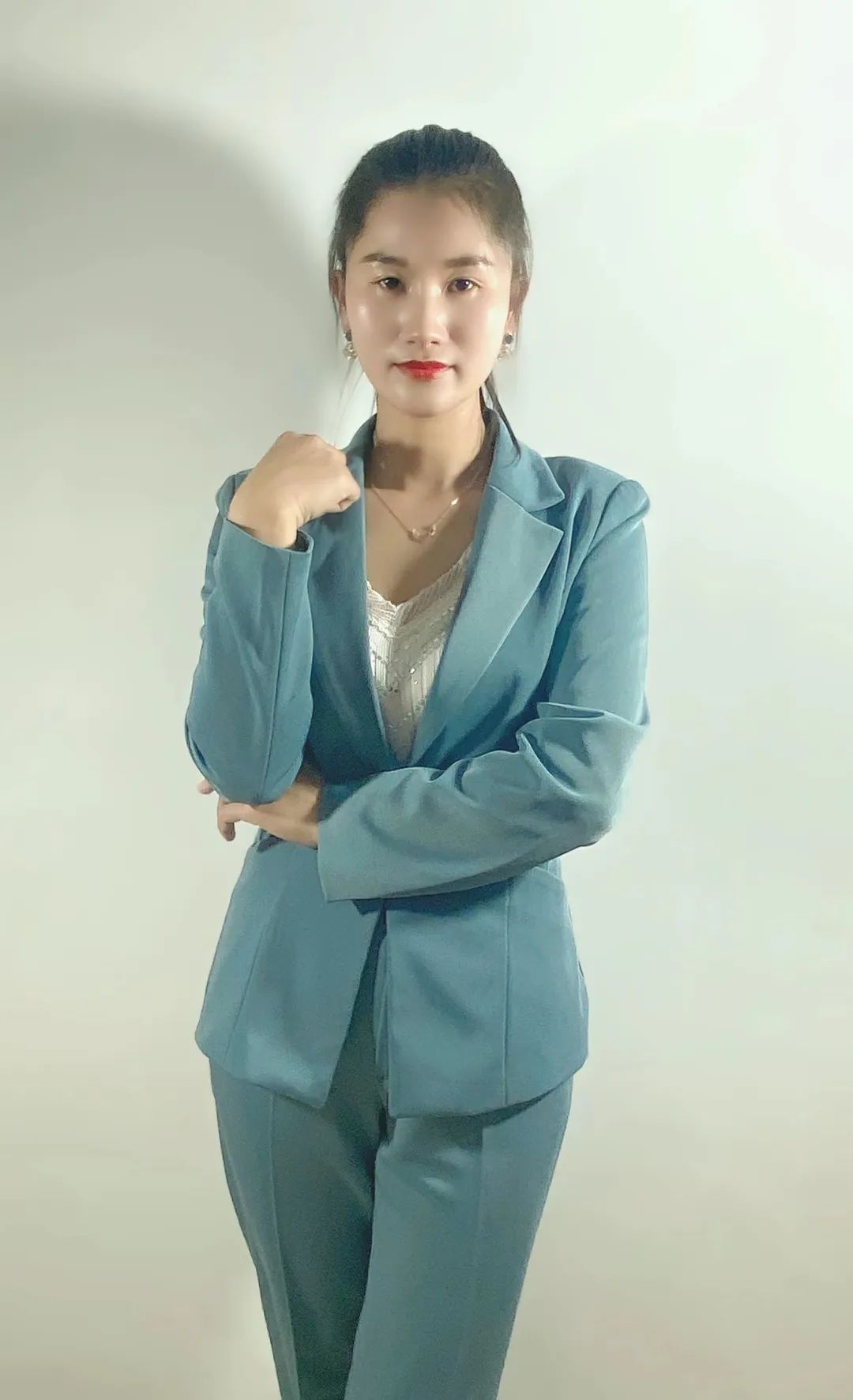 苗莲花优秀代理