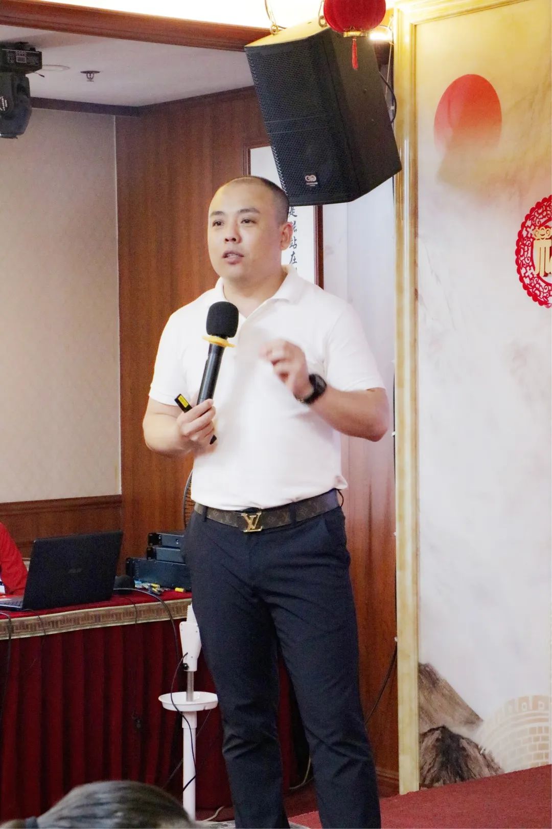 初夏竞起，笃行不怠 | 亿佰瑄集团6月员工大会如约而至！