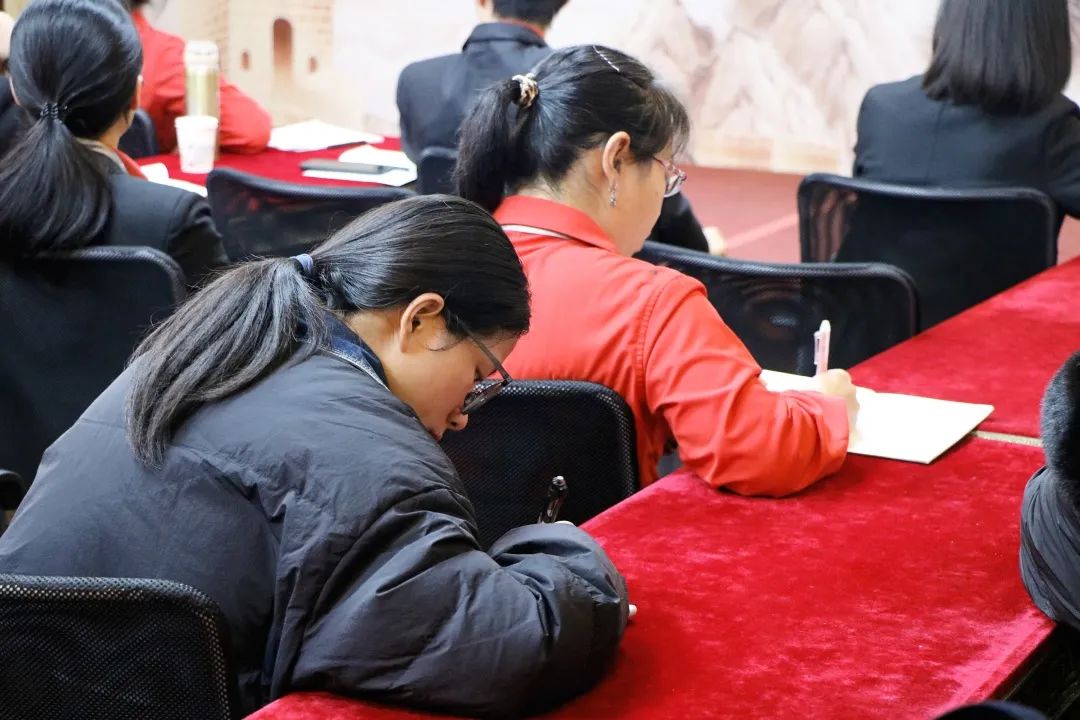 携手奋进，决胜年终 | 亿佰瑄集团12月员工大会圆满举行！