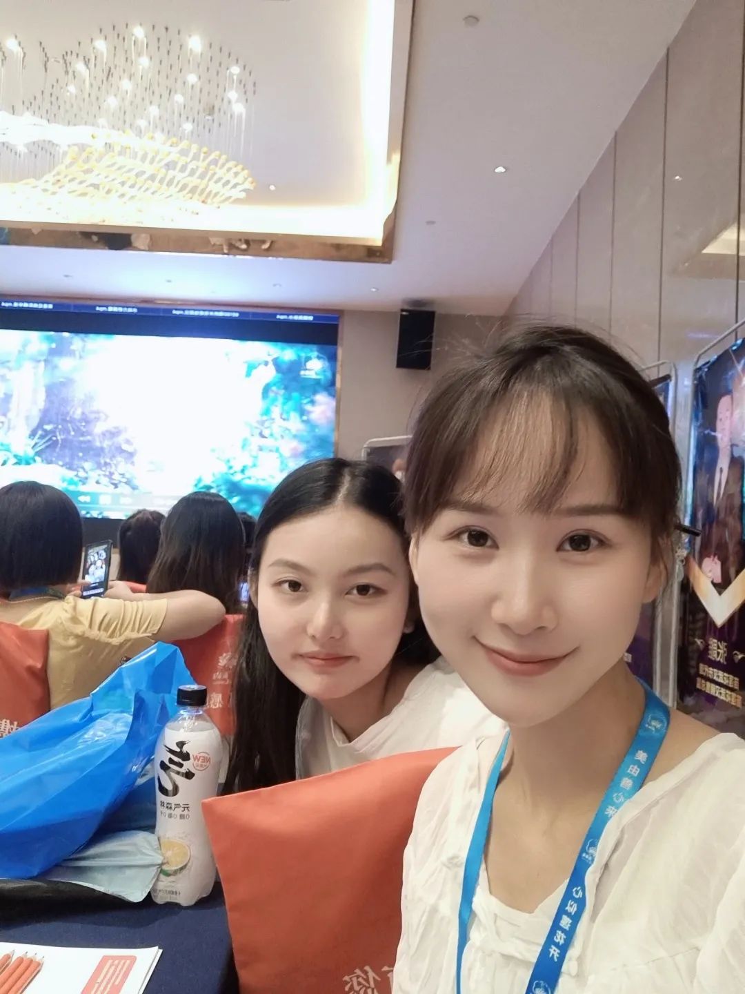 苗莲花专访 | 石莲：卷不动，赚不了，换个赛道重新开始依然能出彩！