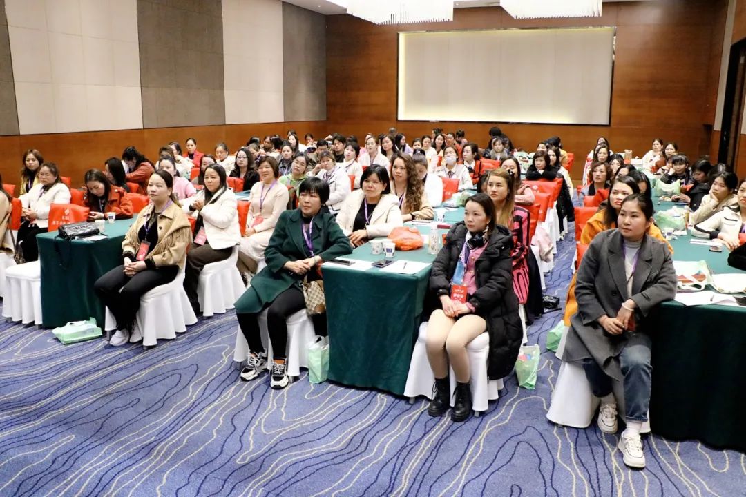 阳春三月，当燃不让 | 梧州站苗莲花3月全国高层领袖会议暨榜样领袖盛典