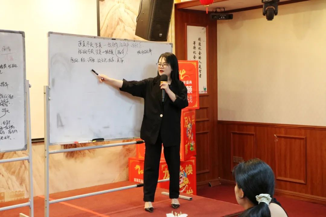 赋美未来，财富共赢 | 苗莲花第70届万店美培会圆满收官！