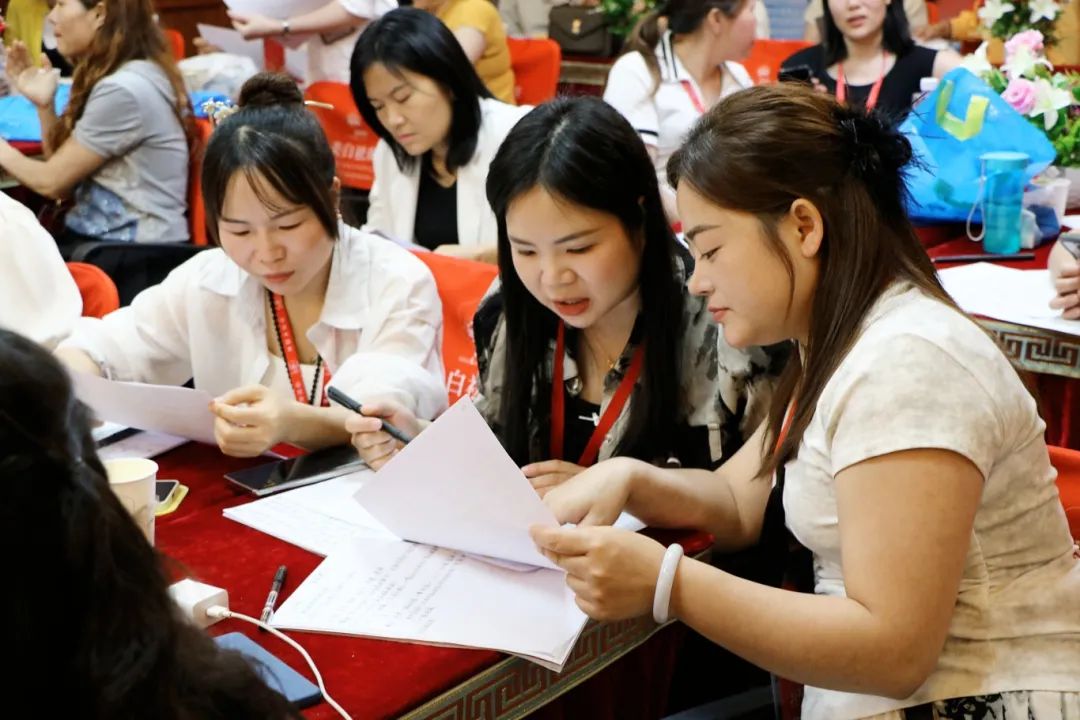 赋美未来，财富共赢 | 苗莲花第70届万店美培会圆满收官！