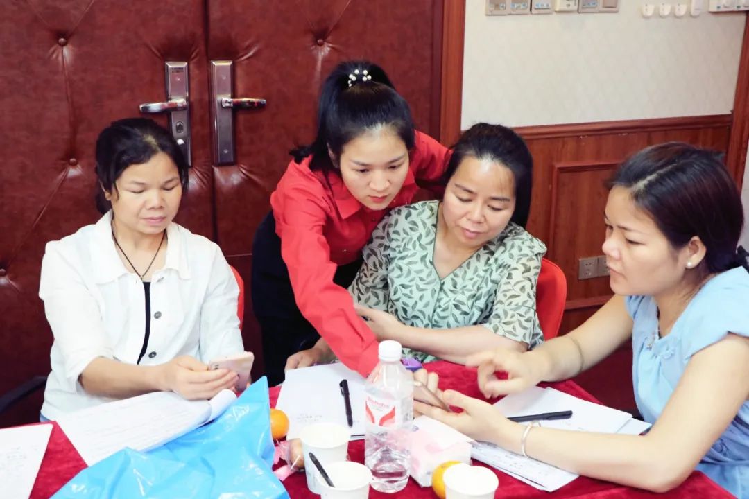 赋美未来，财富共赢 | 苗莲花第70届万店美培会圆满收官！