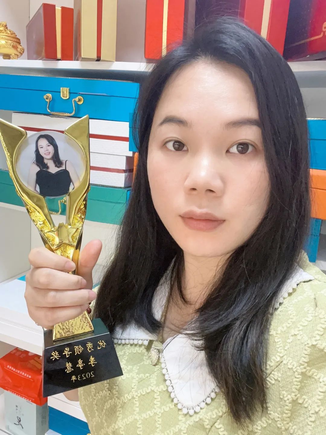 苗莲花专访 | 李雪婷：一个农村宝妈的人生蜕变之路，从迷茫走向成功！