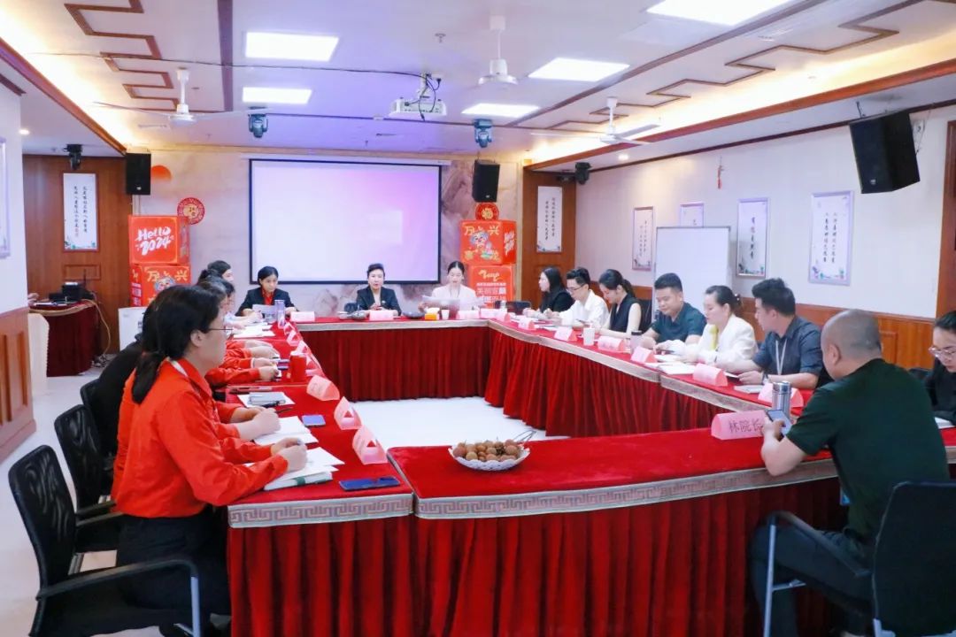 蓬勃七月，奋勇争先 | 苗莲花品牌7月员工大会圆满召开！