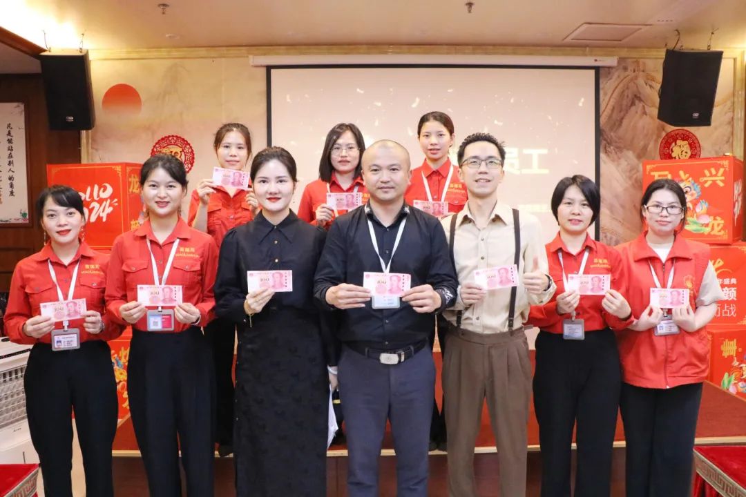 蓬勃七月，奋勇争先 | 苗莲花品牌7月员工大会圆满召开！