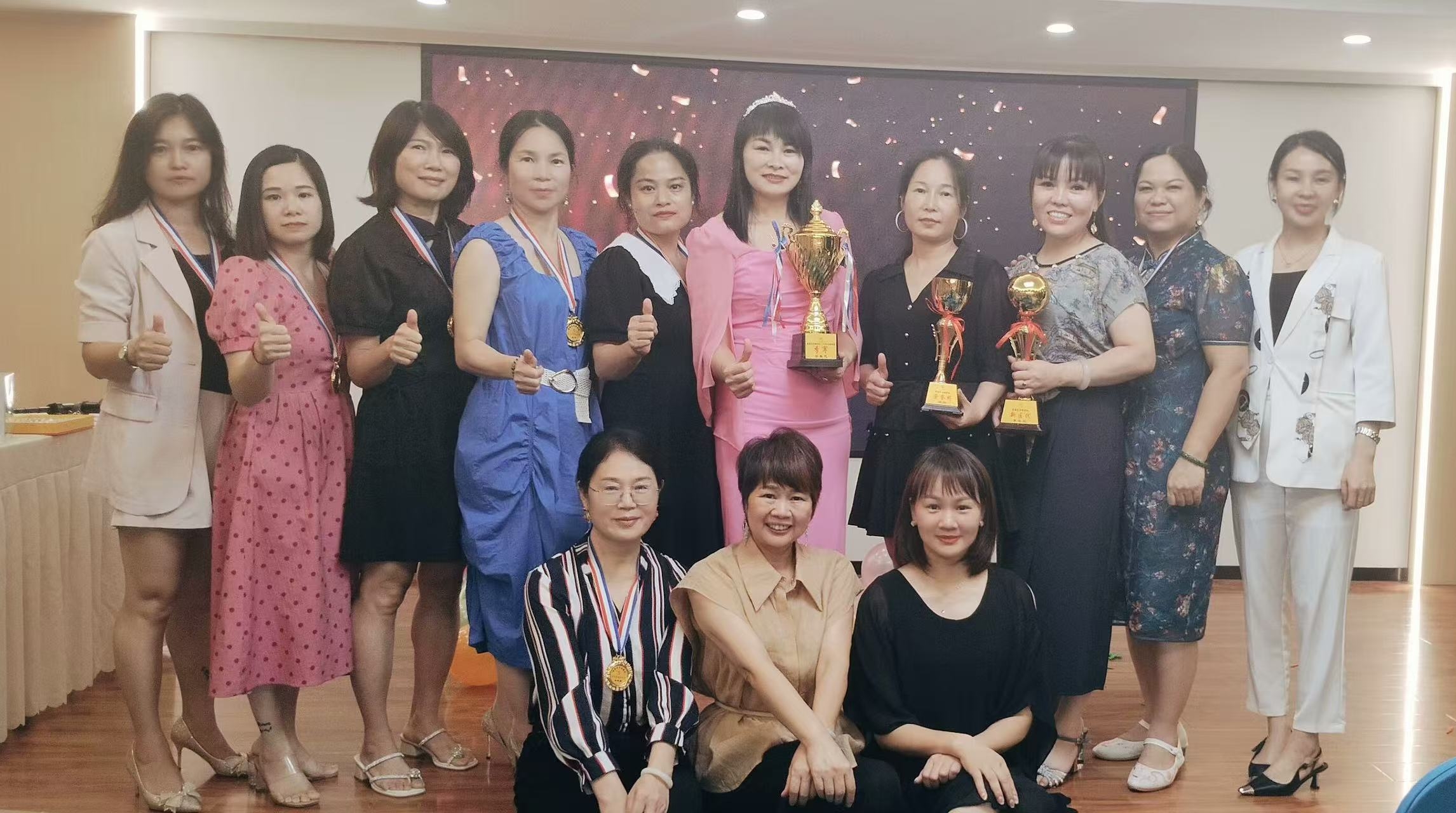 苗莲花专访 | 肖伟英：让美丽触手可及，让他人收获自信光芒