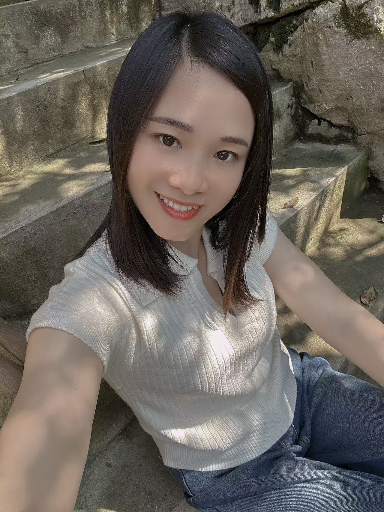 苗莲花专访 | 肖伟英：让美丽触手可及，让他人收获自信光芒