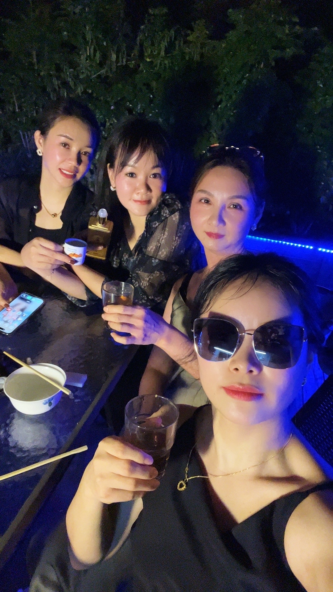 苗莲花专访 | 罗冰彤：跨界不是终点，而是丰盈生命、照亮他人的新起点