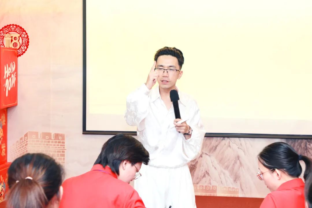 聚势・突破・共赢 | 苗莲花品牌6月员工大会火热召开！
